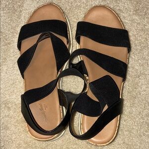 Universal Thread Women's Benni Sporty Platform Heels